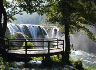 Petrion in Crusader Assaults and Ottoman Siege